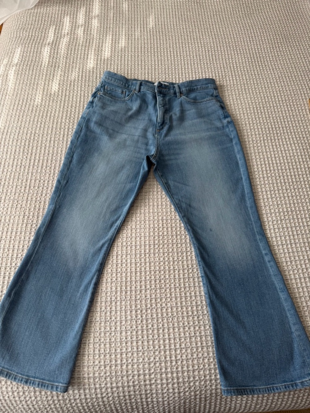 LOFT Women’s High Waist Kick Crop Jeans in Medium Blue Wash